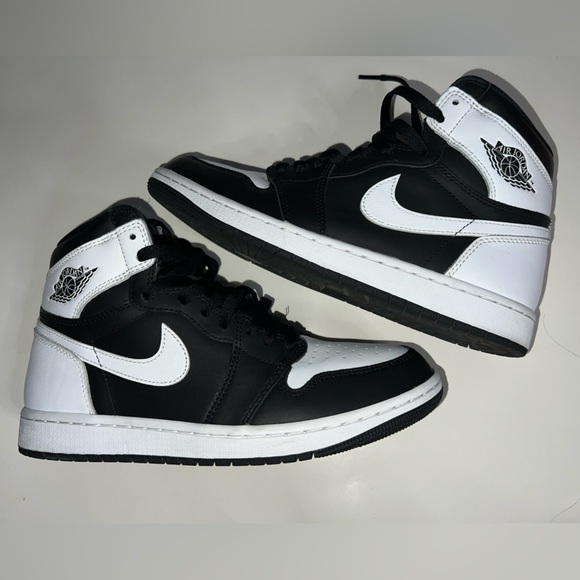 Air Jordan 1 - Picture 8 of 11